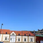 بيت للعطل Beachfront *