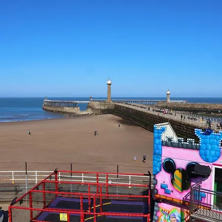 Beachfront 度假居 *