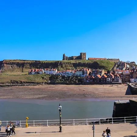 Tatil Evi Beachfront *