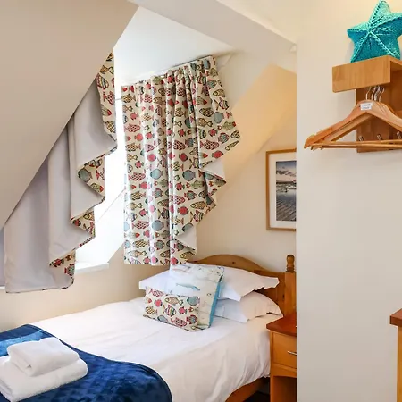 Beachfront 惠特比