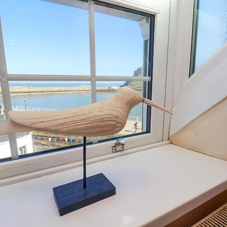 Beachfront Tatil Evi *