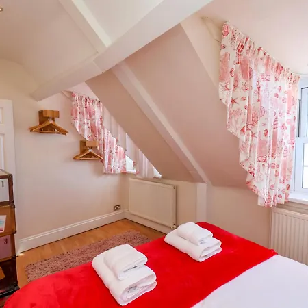 Tatil Evi Beachfront *