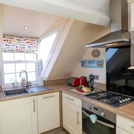 Beachfront 惠特比