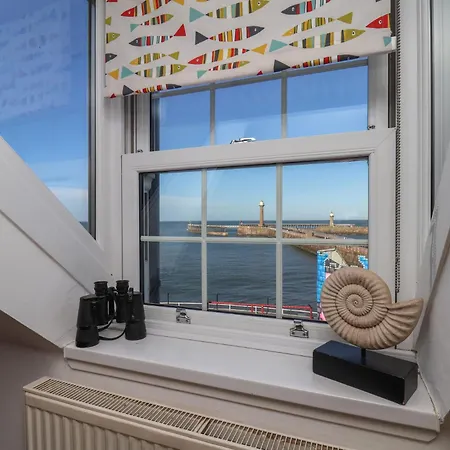 Semesterbostad Beachfront *